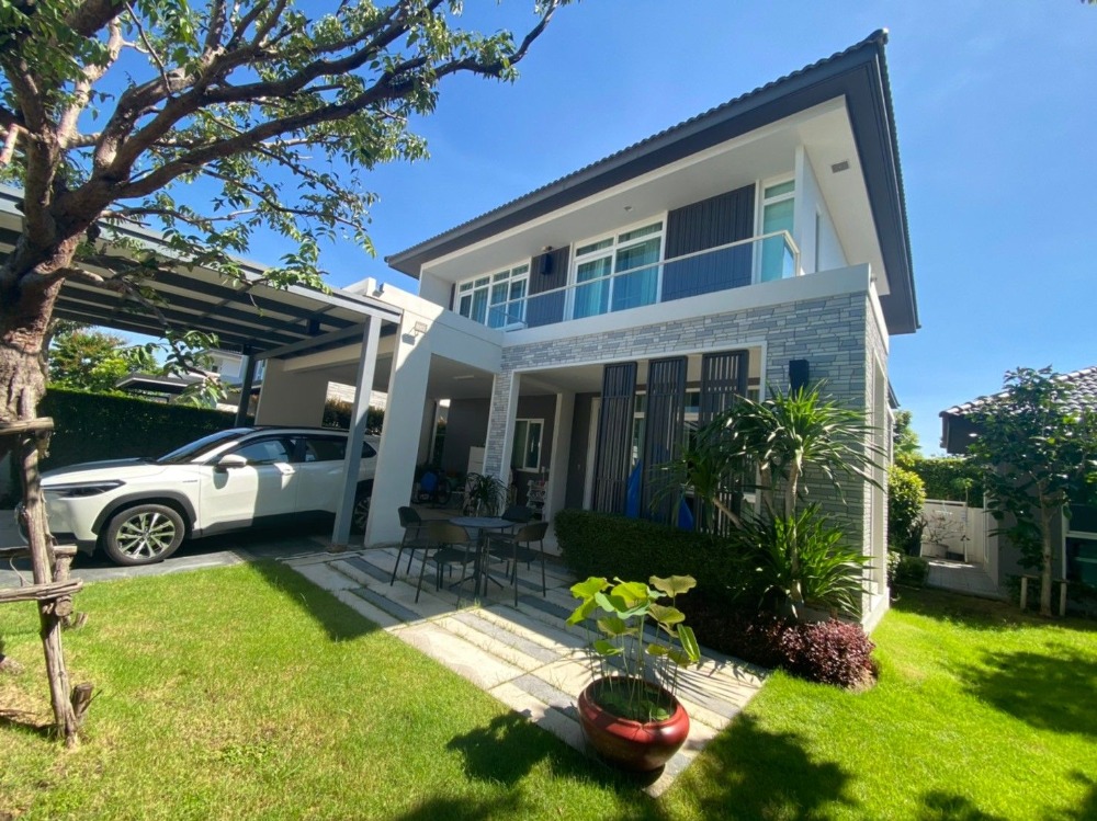 For SaleHouseLadkrabang, Suwannaphum Airport : Detached house 2 storey, good location, Manthana On Nut-Wongwaen 5, beautiful and complete in one place