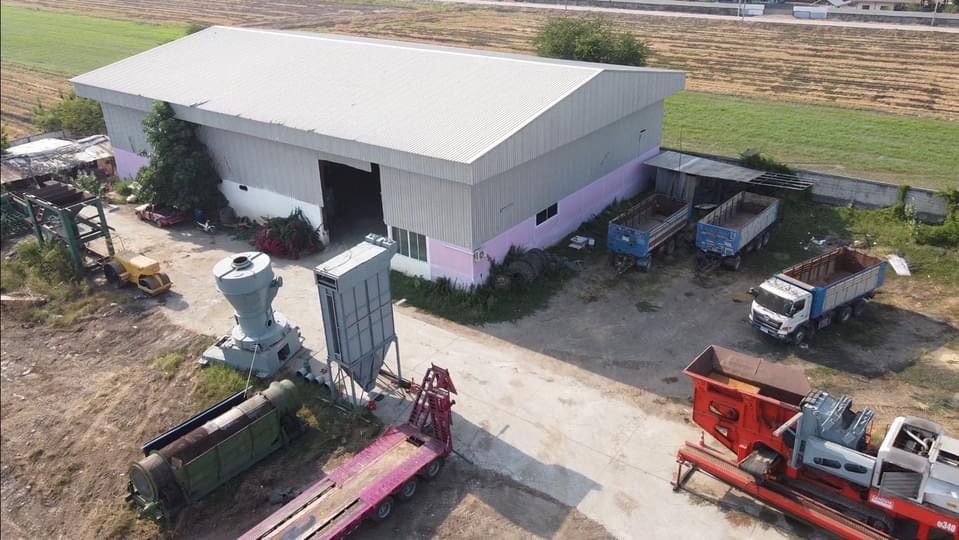 For RentWarehousePathum Thani,Rangsit, Thammasat : Warehouse for rent, Thanyaburi, Khlong 7, Khlong Chet Subdistrict, Khlong Luang District, Pathum Thani, warehouse area 720 sq m., total surrounding area (fenced area) 2 rai - trailer trucks can enter and exit.