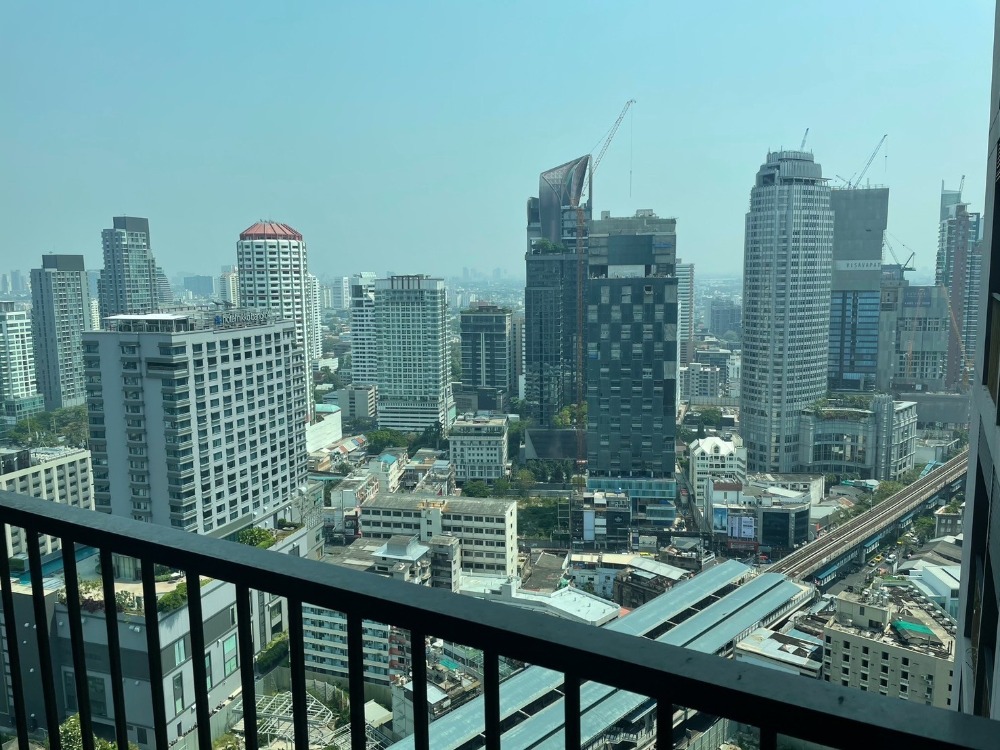 For SaleCondoSukhumvit, Asoke, Thonglor : Noble Remix 📌SALE! Duplex room 90 sq.m., large size, beautiful view, worth living, only 12 million baht, next to BTS Thonglor, good location, good price / Contact 062-362-5623