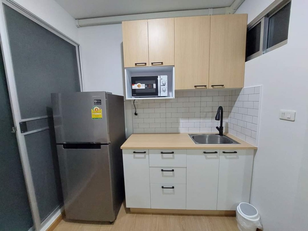 For SaleCondoLadkrabang, Suwannaphum Airport : Condo for sale, V Condo, in front of the industrial estate, large room, completely renovated