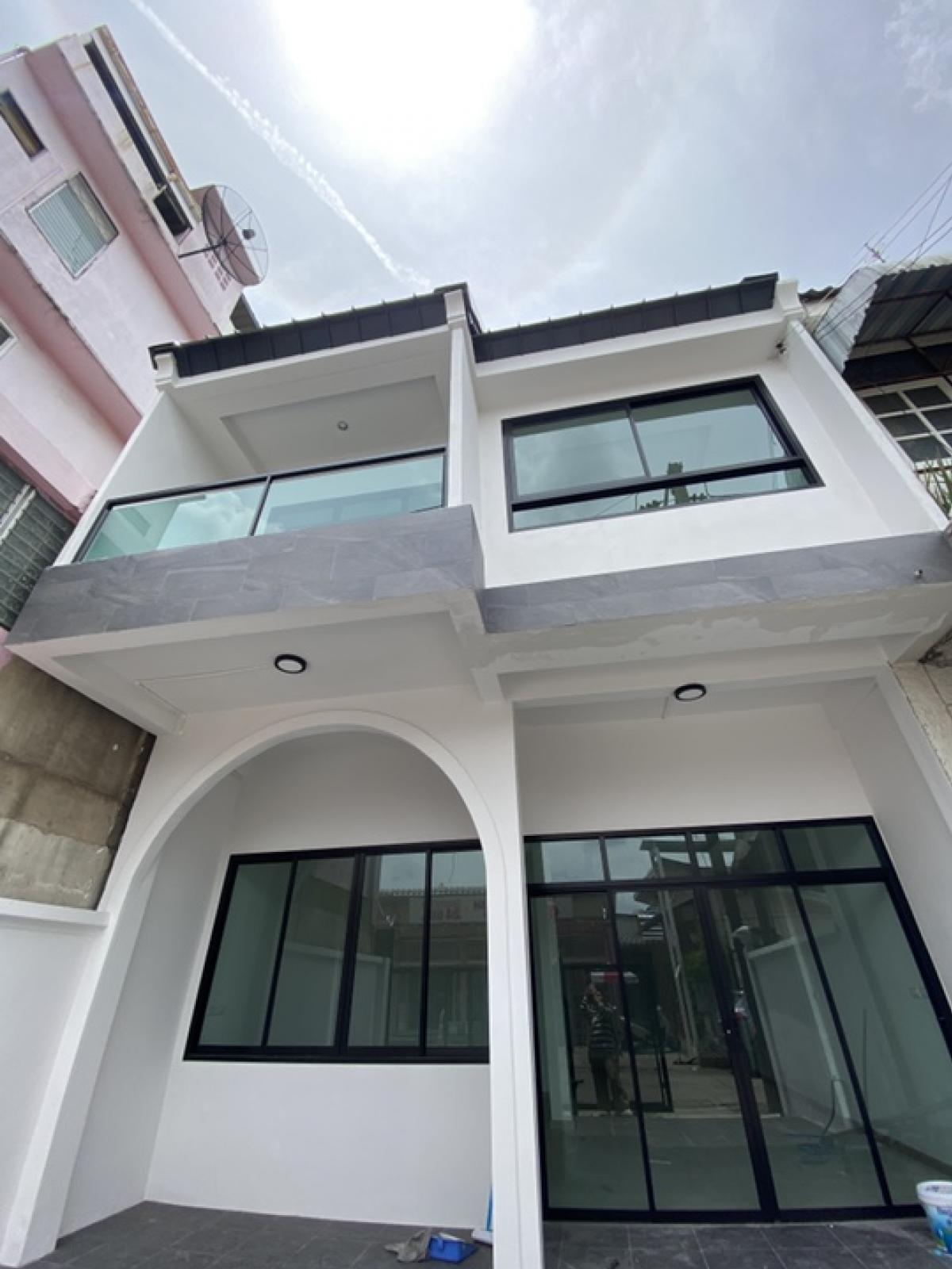 For SaleShophouseChokchai 4, Ladprao 71, Ladprao 48, : For sale📣Townhouse🏡 Chokchai 4 area