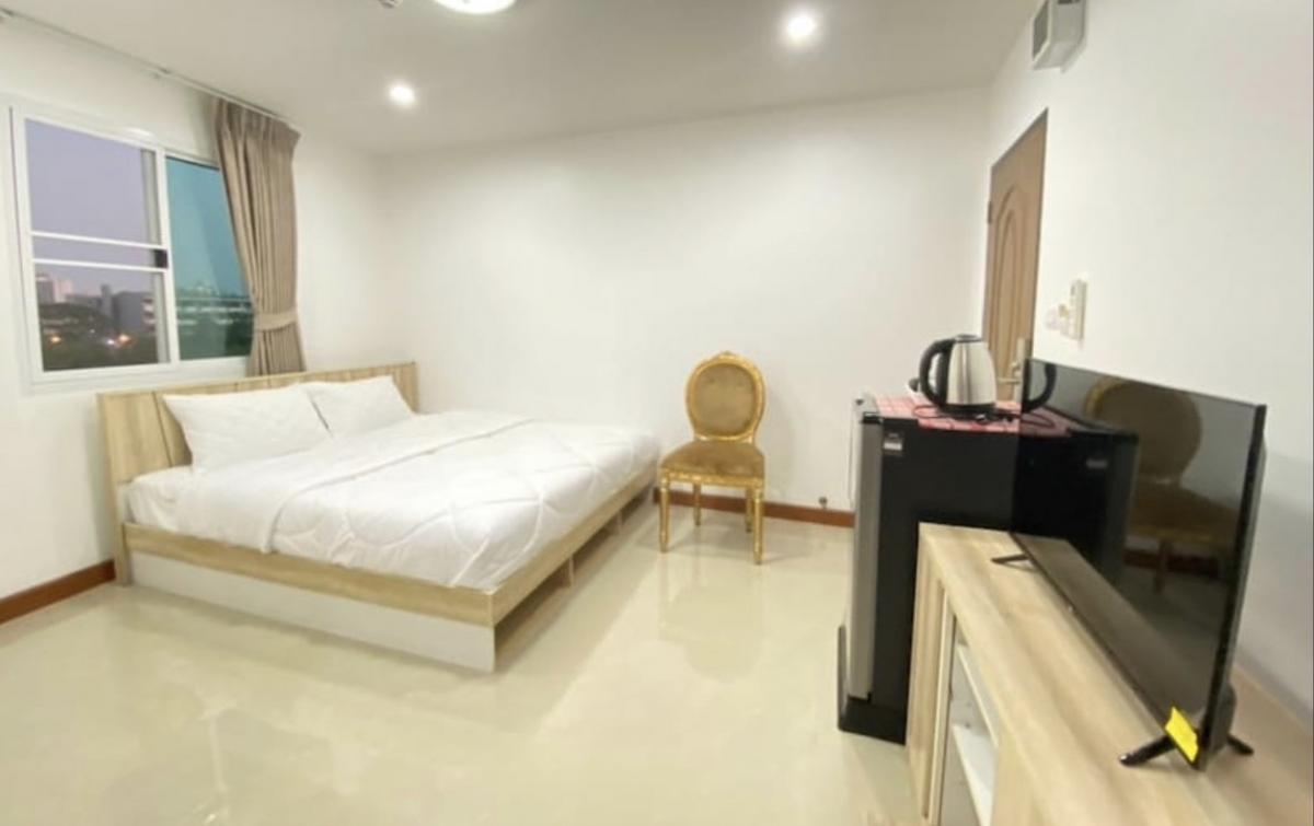 For SaleBusinesses for saleRama 8, Samsen, Ratchawat : #Urgent sale apartment Apartment #Near the MRT Purple Line, Sriyan Station #New dormitory, 50 rooms #All rooms are full of tenants (very high return rate 13% per year) 👉 (When investing in the 2nd investment plan, rent out rooms daily) Located in Dusit Di