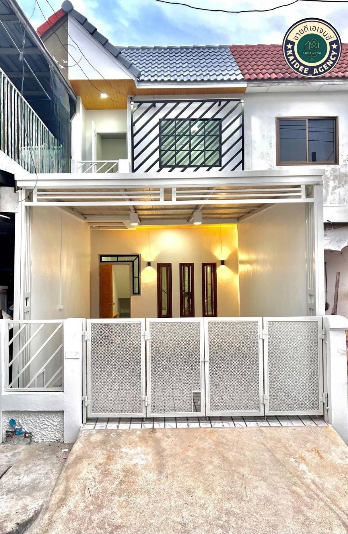 For SaleTownhouseNonthaburi, Bang Yai, Bangbuathong : 2-storey townhouse, Asia Home Village 1, Sai Noi, Etap electric train, Sarasas Witaed Bangbuathong School, Central Westgate, Ikea, Homepro, Big C, Makro, Lotus, Asia Home Market, Purple Line electric train