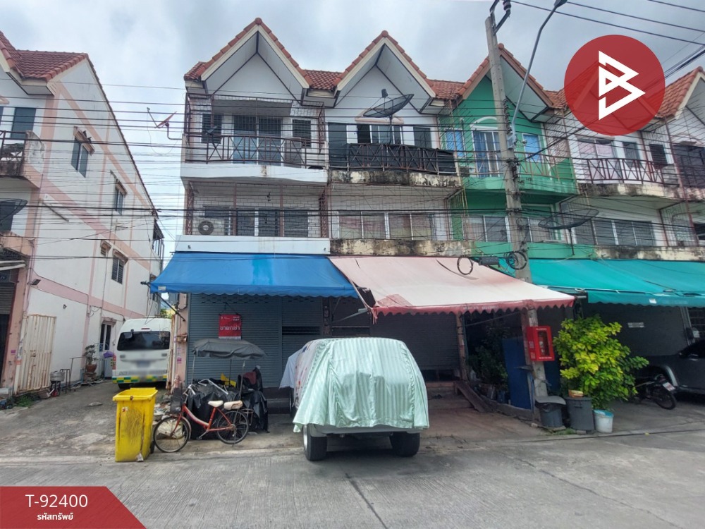 For SaleShophouseSamut Prakan,Samrong : Commercial building for sale or rent, Rinticha Village, Phraeksa, Samut Prakan