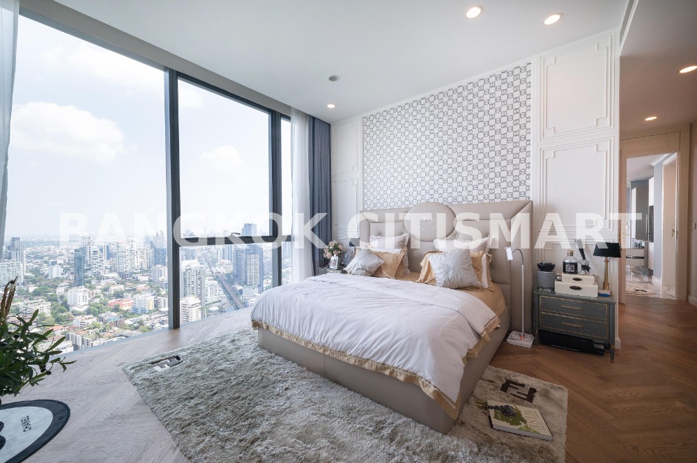 For SaleCondoSukhumvit, Asoke, Thonglor : For sale: 2 bedrooms, 3 bathrooms, 185 sq m., luxury condo MARQUE SUKHUMVIT, special price 130.31 million baht. Tell&Line 0939256422