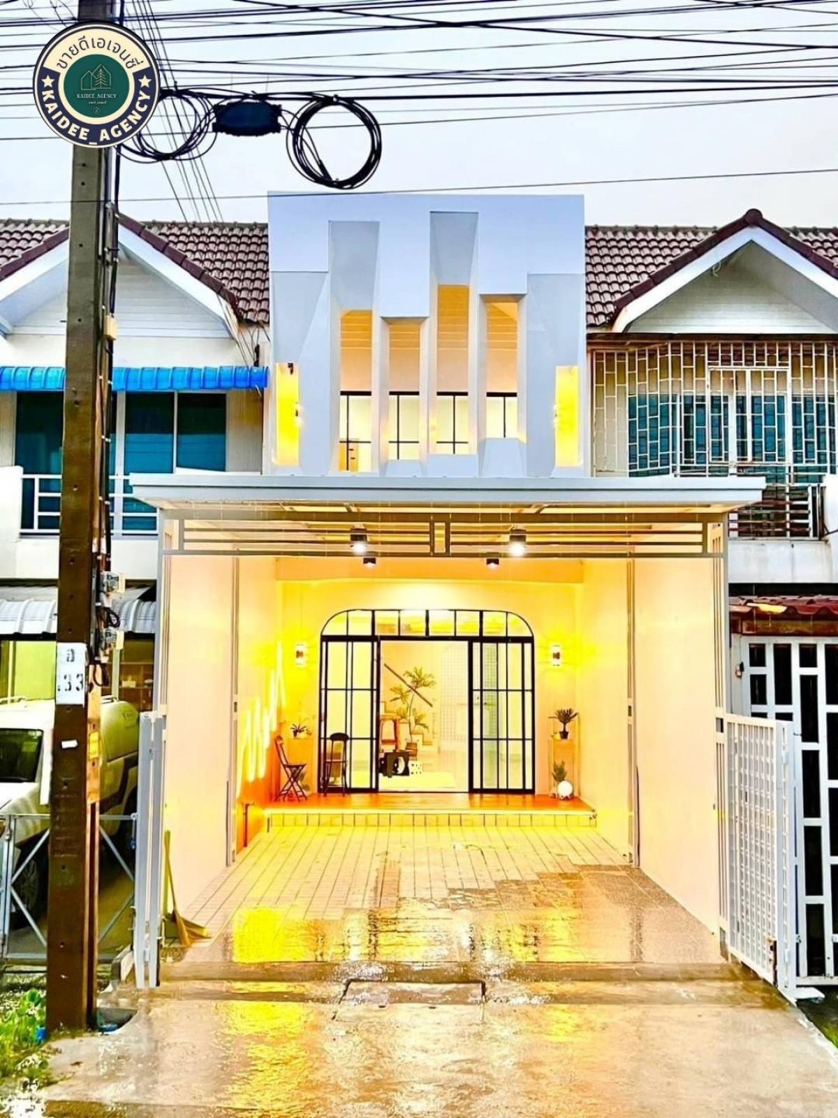 For SaleTownhouseNonthaburi, Bang Yai, Bangbuathong : 2-storey townhouse, Rungkan Village 2, Thawi Watthana, Sai Noi, Nonthaburi, Sai Noi Floating Market, Bang Rak Phatthana Subdistrict Administrative Organization, Sai Noi Government Center, Klai Son Suksa School, Lotus, Big C