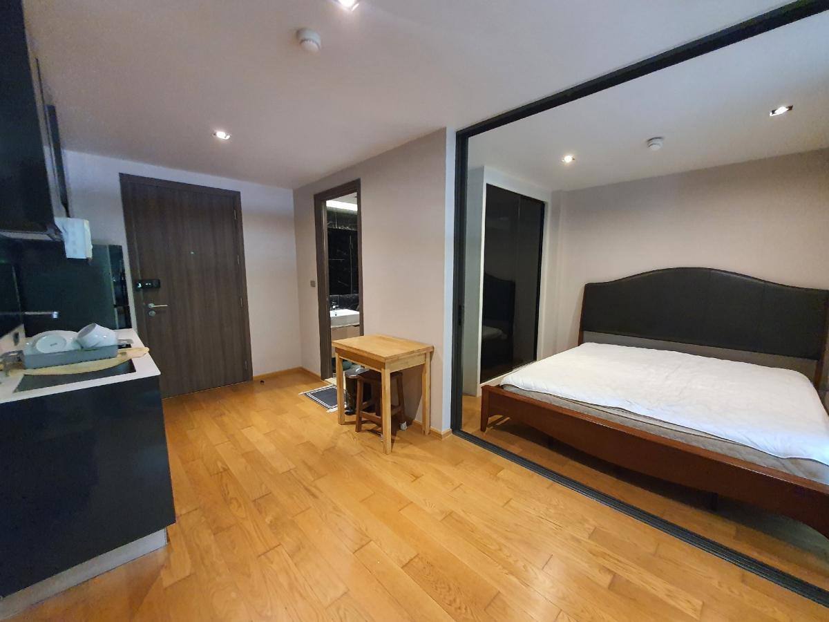 For SaleCondoSiam Paragon ,Chulalongkorn,Samyan : Condo for sale Altitude Samyan Silom, owner sells himself, 4.6 million, beautifully decorated room, ready to move in, complete furniture, electrical appliances, near Chula, Samyan, Siam