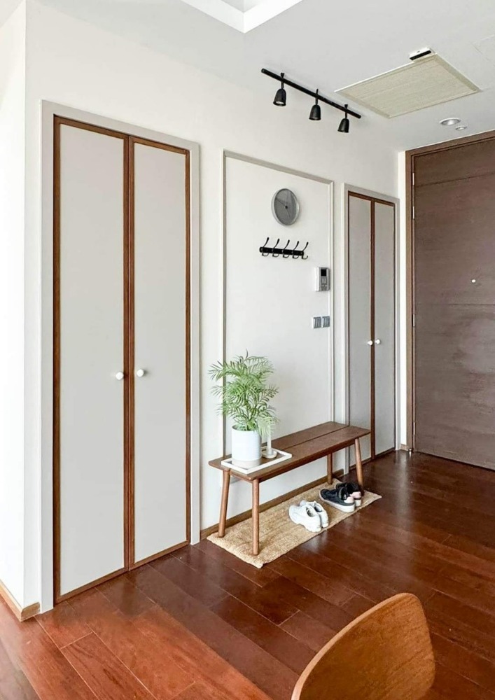 For RentCondoSukhumvit, Asoke, Thonglor : 🔥🔥For Rent🔥🔥Condo in the city center, complete facilities, near BTS Thonglor. Interested, contact 065-956-9259 Khun Mon.