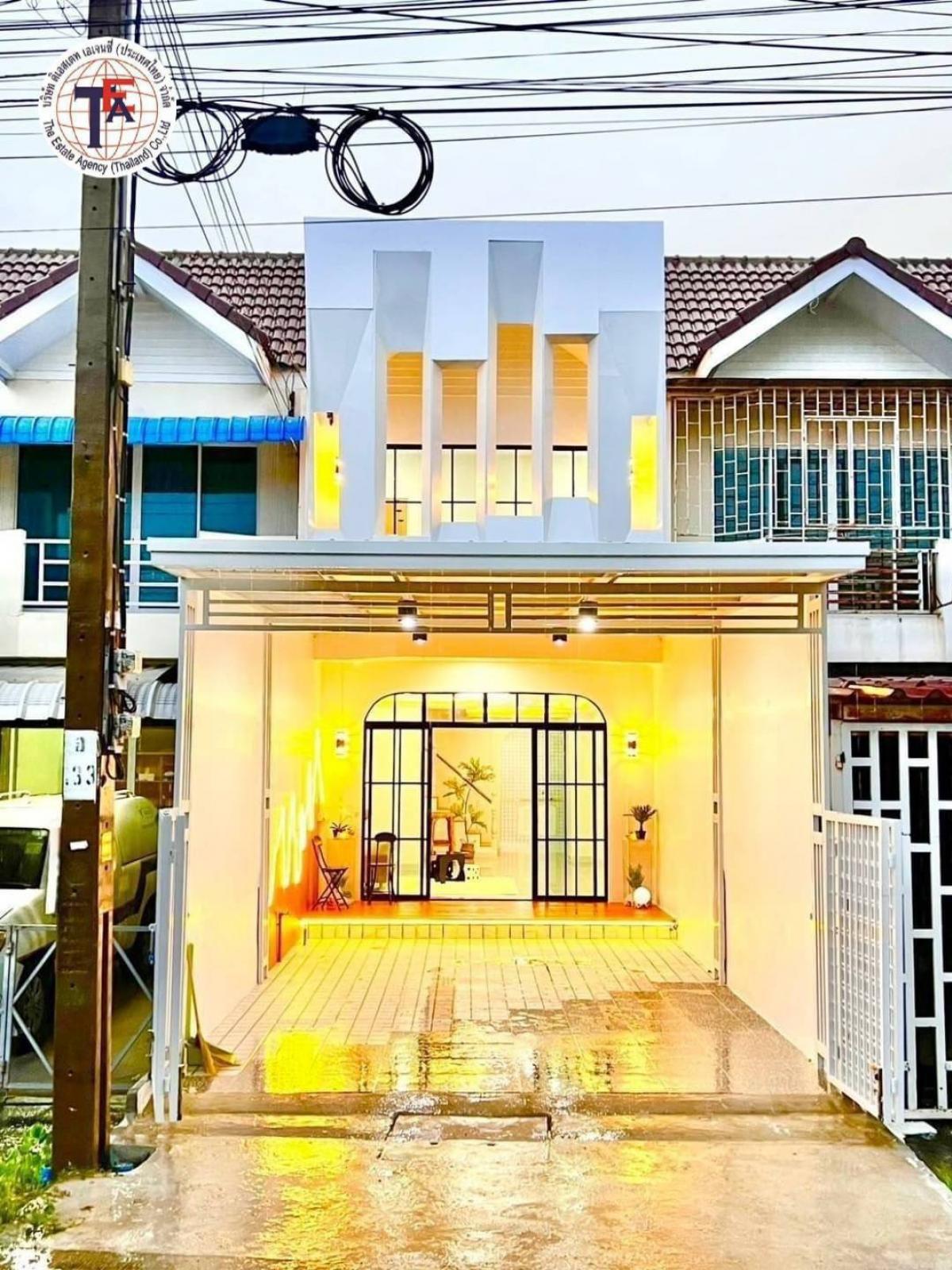 For SaleTownhouseNonthaburi, Bang Yai, Bangbuathong : For sale: 2-storey townhouse, Rungkan Village 2, Thawi Watthana, Sai Noi, Nonthaburi, Sai Noi Floating Market, Bang Rak Phatthana Subdistrict Administrative Organization, Sai Noi Government Center