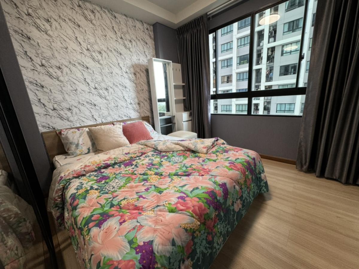 For RentCondoBang kae, Phetkasem : #Jcondo Sathorn-Kanlapaphruek Owner released by himself. Owner Post Update 22/2/2025, 9th floor, Building B, Southeast Pool View Owner let go Have a washing machine (Installed) Digital Door Lock