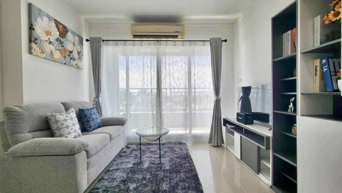 For SaleCondoPattaya, Bangsaen, Chonburi : Direct sea view 🌊 Brand new renovated ✨ Spacious 1 BR 42 sqm.