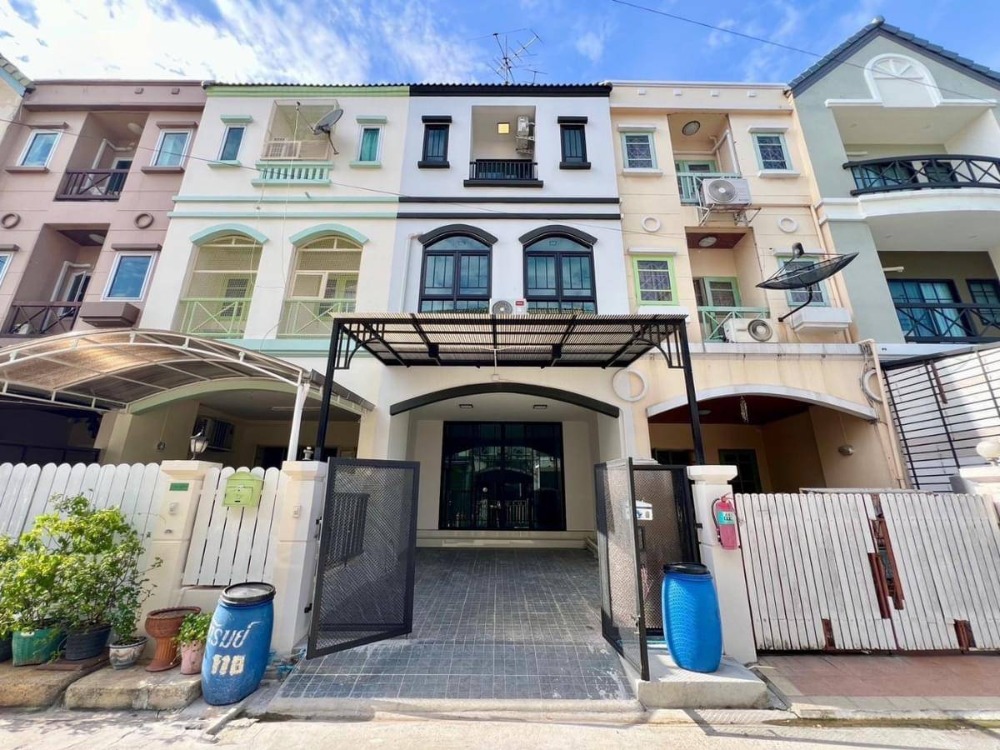 For SaleTownhouseChaengwatana, Muangthong : S-THSPR101 Townhouse for sale, Supharam Village, Chaeng Watthana, Pak Kret 17, 3 floors, 20 sq m, usable area 250 sq m, 3 bedrooms, 3 bathrooms, 4.19 million, 063-759-1967