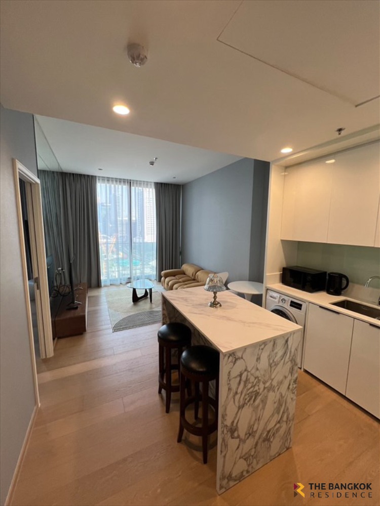 For RentCondoSathorn, Narathiwat : New condo, next to BTS! Anil Sathorn 12, 1 bedroom, 46 sq m., price 40k/mo. Interested, contact 065-242-6835, Ms. Gift.