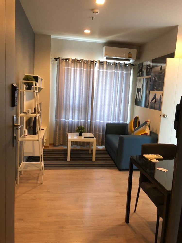 For RentCondoRayong : Escent Rayong condo for rent, fully furnished and equipped with all electrical appliances, 100% parking, ready to move in, rent 9,000 baht per month.