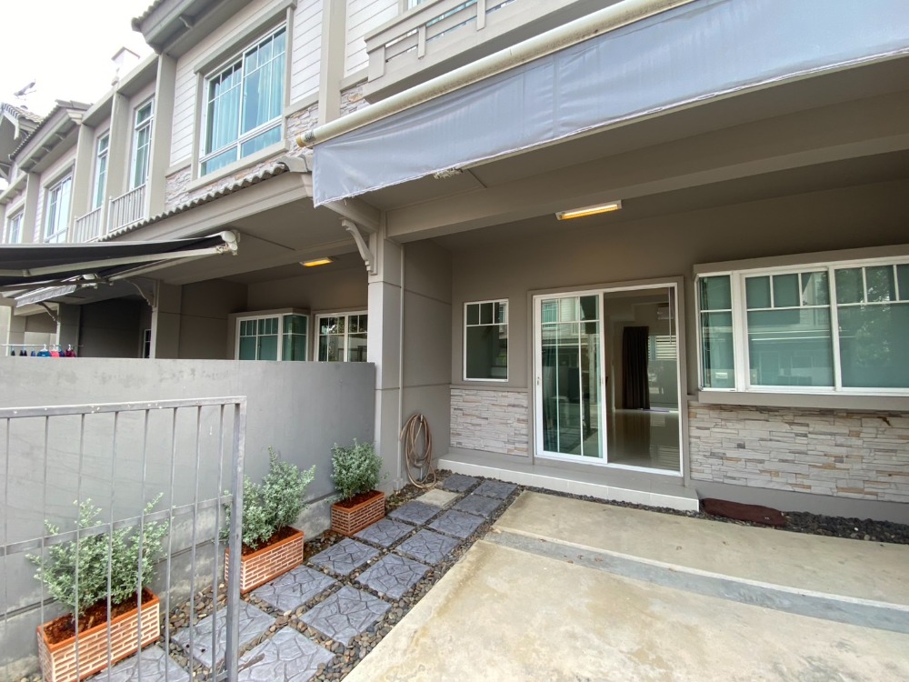 For RentTownhouseSamut Prakan,Samrong : FOR RENT Townhome INDY 3 BANGNA KM7