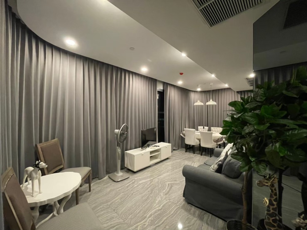 For RentCondoSiam Paragon ,Chulalongkorn,Samyan : rent 2 berdooms Ashton Chula - Silom