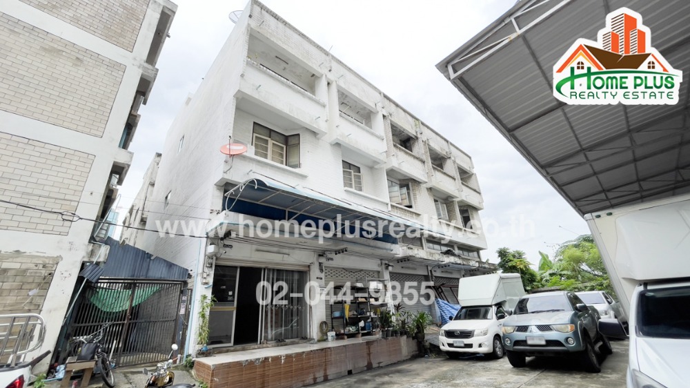 For SaleShophouseKasetsart, Ratchayothin : 3-storey commercial building, 2 units, Khumthap Village (renovated)