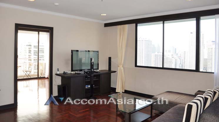 For RentCondoNana, North Nana,Sukhumvit13, Soi Nana : (1516839) 2 Bedrooms Condominium for Rent in Sukhumvit, Bangkok near BTS Nana at Lake Green