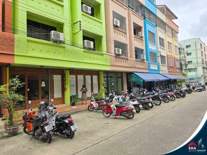 For SaleShophousePhitsanulok : For sale: Student dormitory, 25 rooms, near Naresuan University (Gate 5), fully rented