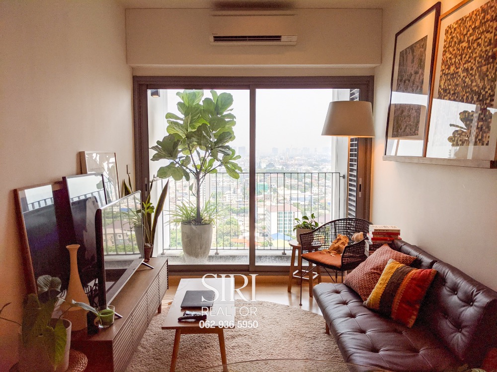 For SaleCondoOnnut, Udomsuk : 📍Whizdom Connect Sukhumvit, 2 bedrooms, high floor, open view, next to the mall and near BTS