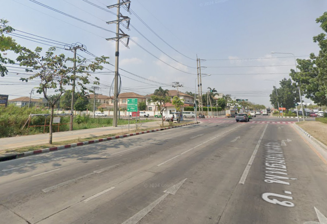 For RentLandBang kae, Phetkasem : Land for rent, on Phutthamonthon Sai 3 Road, size 1 rai 40 sq w, suitable for business.