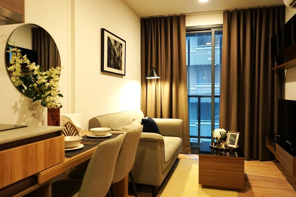 For RentCondoSukhumvit, Asoke, Thonglor : 🔸Available!! Nice Room🔸Taka Haus 🔸 LineID : @Homelisting(with@ Ahead)