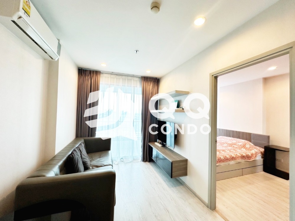 For RentCondoThaphra, Talat Phlu, Wutthakat : For Rent Ideo Sathorn Thaphra BTS Phonimit -  1Bed , size 32 sq.m. , fully furnished.