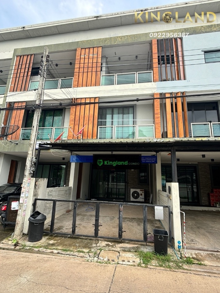 For RentTownhouseNawamin, Ramindra : For rent/sale, 3-storey townhouse, Bloc Office, Ram Intra 39, Home Office, interior decoration, Loft style, only 100 meters from Saphan Mai-Sukhaphiban 5 Road, 3 bedrooms, 3 bathrooms, the house is divided into several glass rooms, rent 25,000 baht/month 