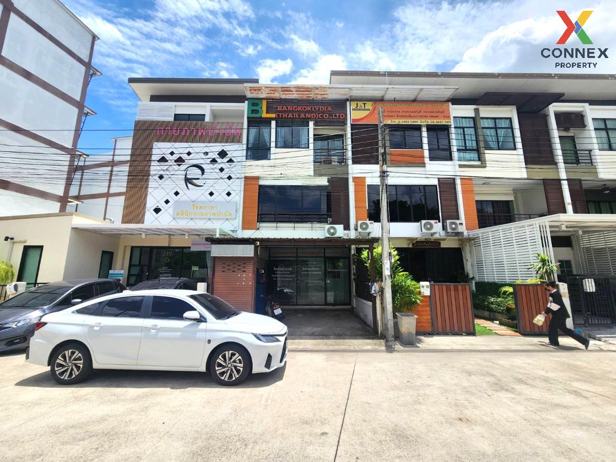 For SaleTownhouseThaphra, Talat Phlu, Wutthakat : For Sale Townhouse/Townhome  , SIXNATURE KALPAPRUEK , MRT-Lak Song , Bang Khae , Phasi Charoen , Bangkok , CX-103505