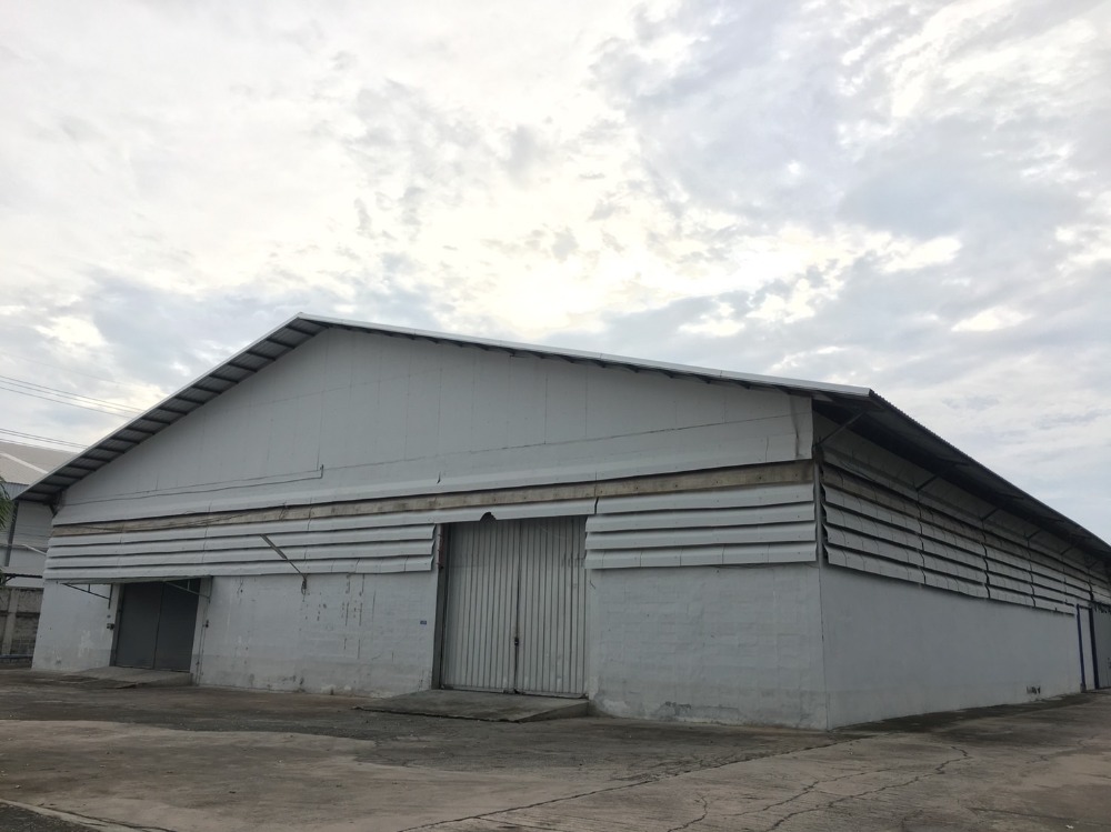 For RentFactoryPattaya, Bangsaen, Chonburi : !!!!Warehouse for rent, factory, Ban Bueng-Chonburi, yearly, area size 100-1250 sq m.