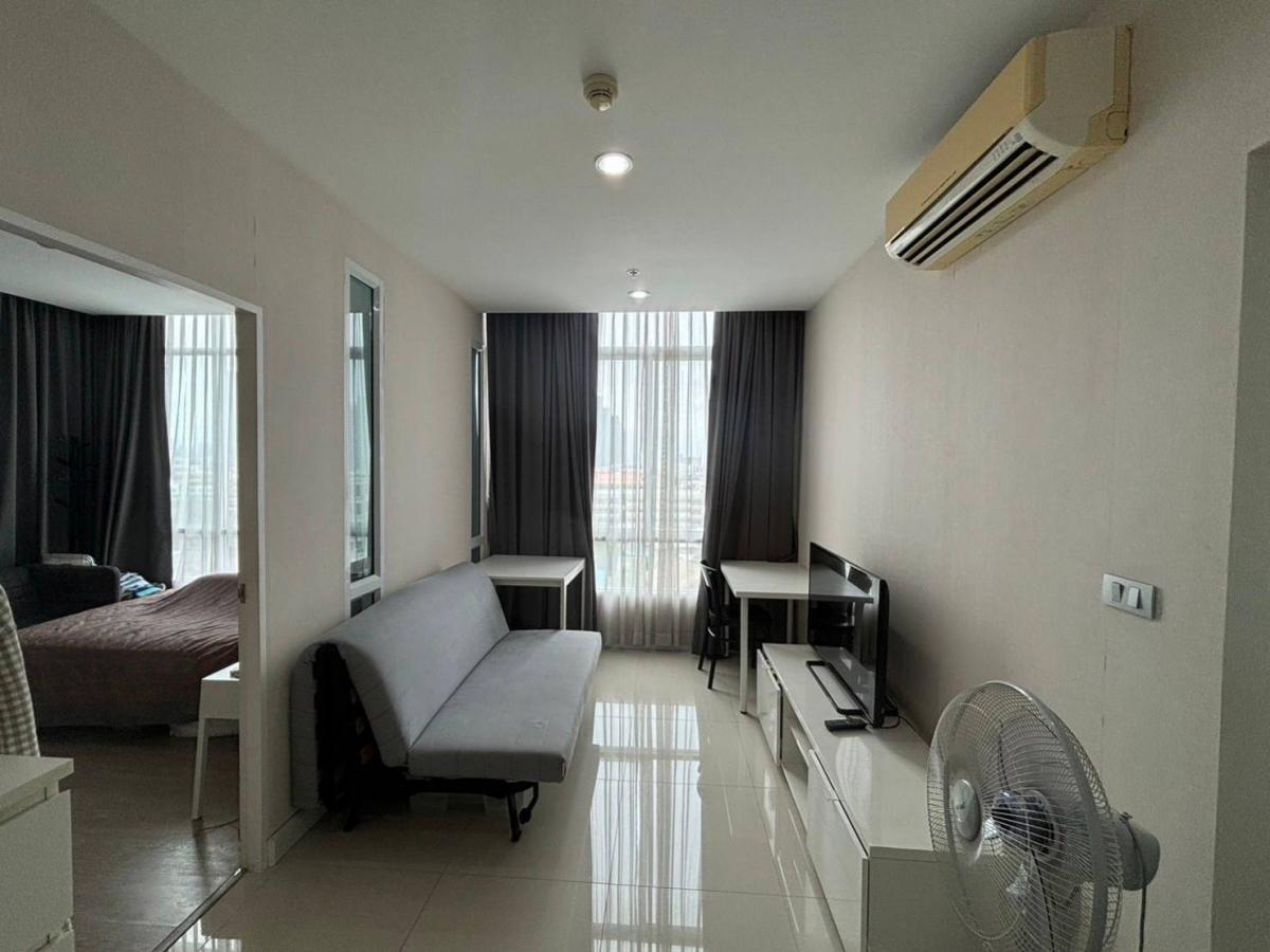 For SaleCondoOnnut, Udomsuk : 📣 Condo for sale The Sky Sukhumvit🏢 @BTS Udomsuk🚆 400M. 🥰 Corner room, city view, fully furnished and appliances, ready to move in, only 3.89 million baht ❗️