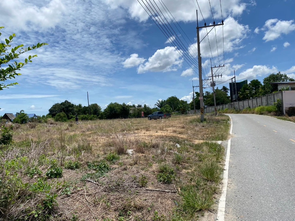 For SaleLandPattaya, Bangsaen, Chonburi : Land Reservoir Mabprachan / 2 Rai 4 Square Wa (FOR SALE) NEWC220