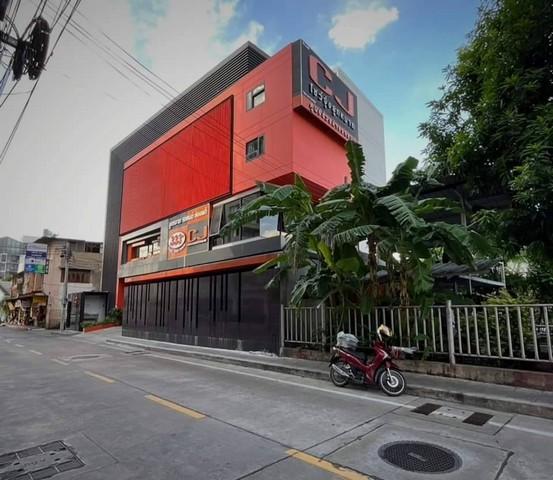 For RentShophouseSukhumvit, Asoke, Thonglor : NT25 for rent and sale, 5-storey commercial building, Soi Sukhumvit 36, Sukhumvit area, near BTS Thonglor