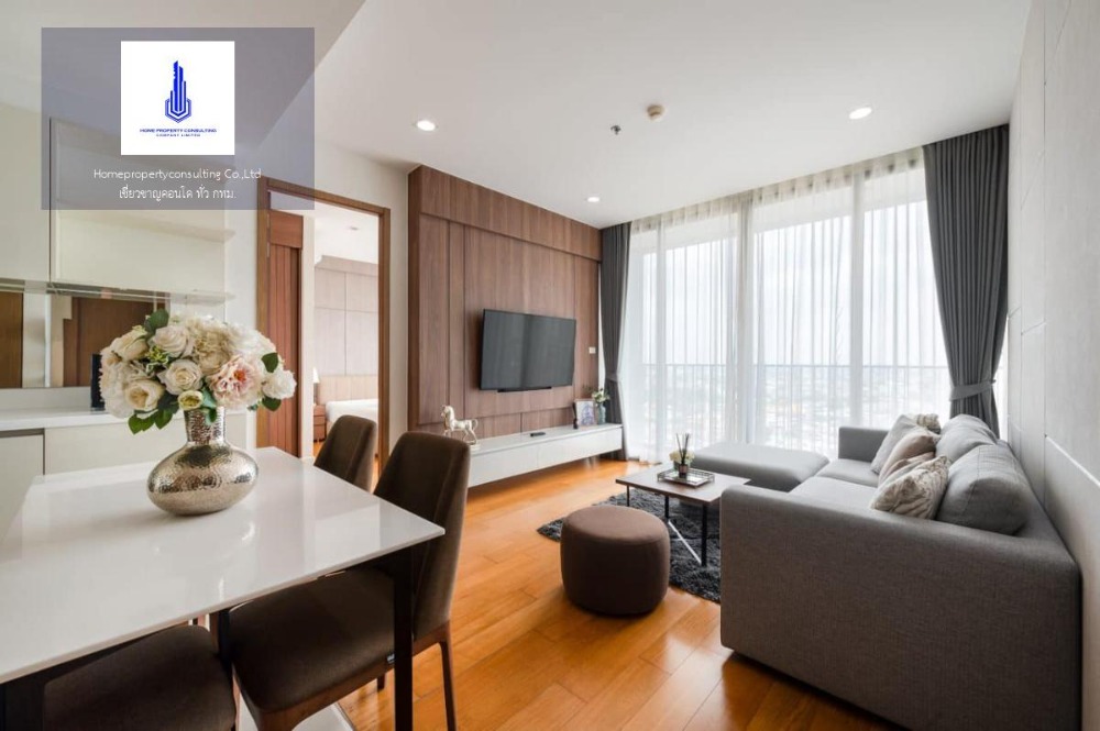 For RentCondoWongwianyai, Charoennakor : @ c o n d o 4 5 6 Negotiate and More rooms Line ID: @Condo456 (with @) Tel.086 4397 008