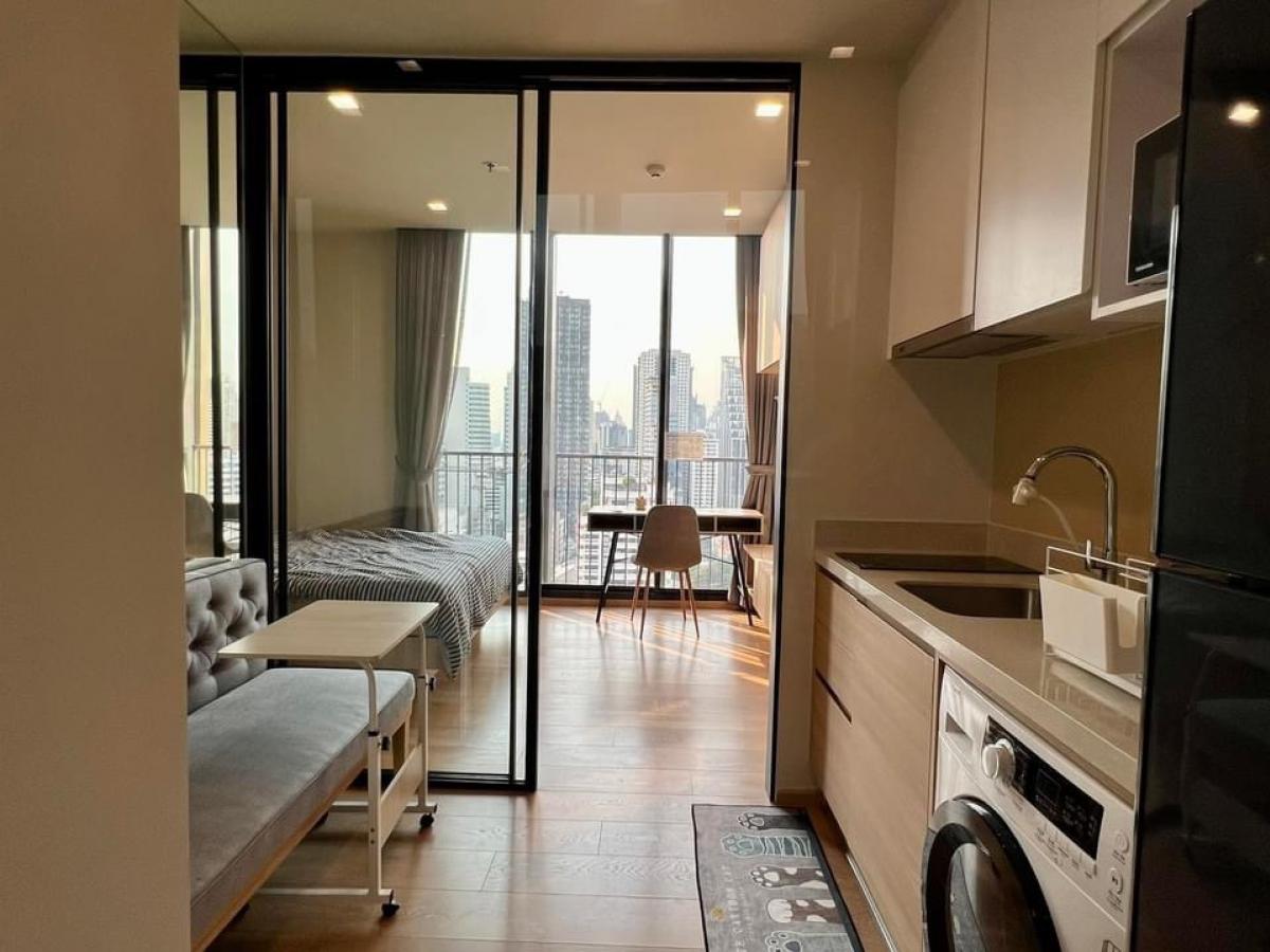 For SaleCondoSukhumvit, Asoke, Thonglor : 📢👇 Sell with tenant Affordable and worth price for living or investing at Noble around 33 located in one of popular area in Bangkok (Em District)unblocked view, fully furnished