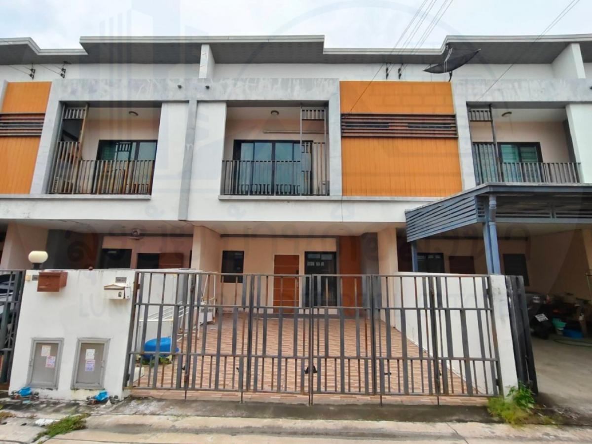 For RentTownhouseBangna, Bearing, Lasalle : Townhome for rent, Rest Town, Bangna, near Suvarnabhumi ✈️🎊💸