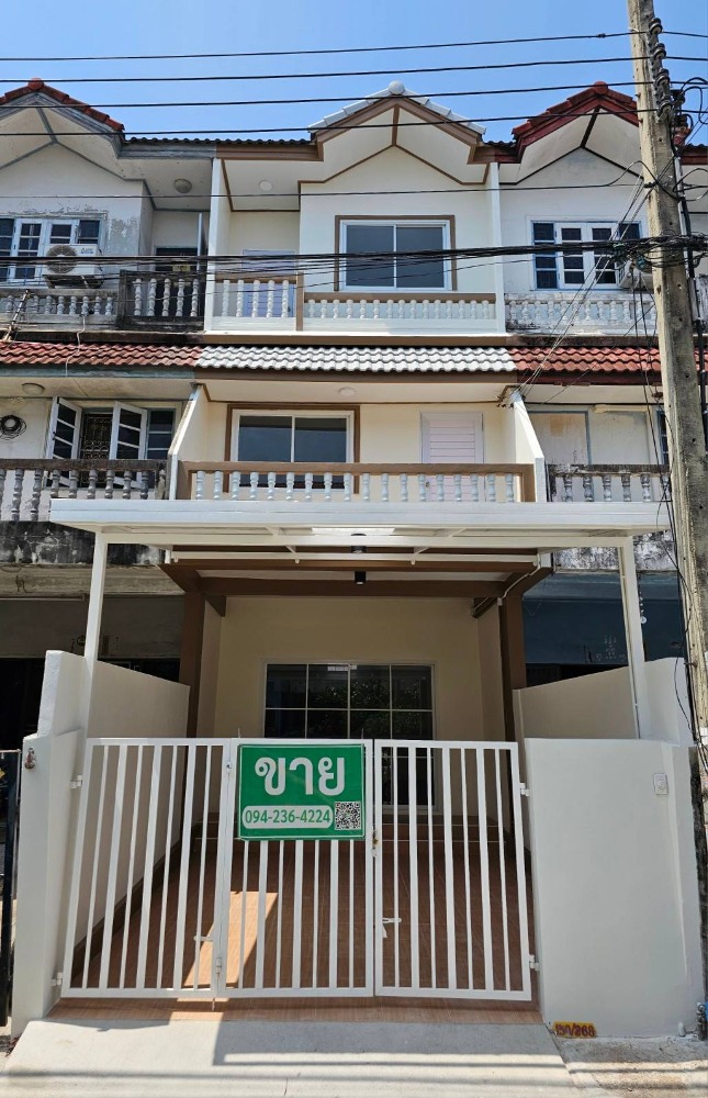 For SaleTownhouseRama 2, Bang Khun Thian : Townhouse for sale, 3 floors, Sinthavee Grand Village, convenient transportation, prime location