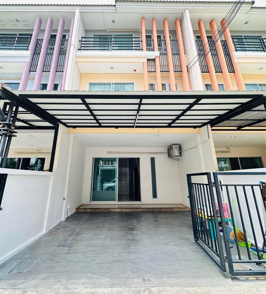 For RentTownhouseRama5, Ratchapruek, Bangkruai : 💥House for rent 🏡 3-storey townhouse, project: Vista Park Sathorn-Pinklao🏘️ (House available 1 Oct. 67)