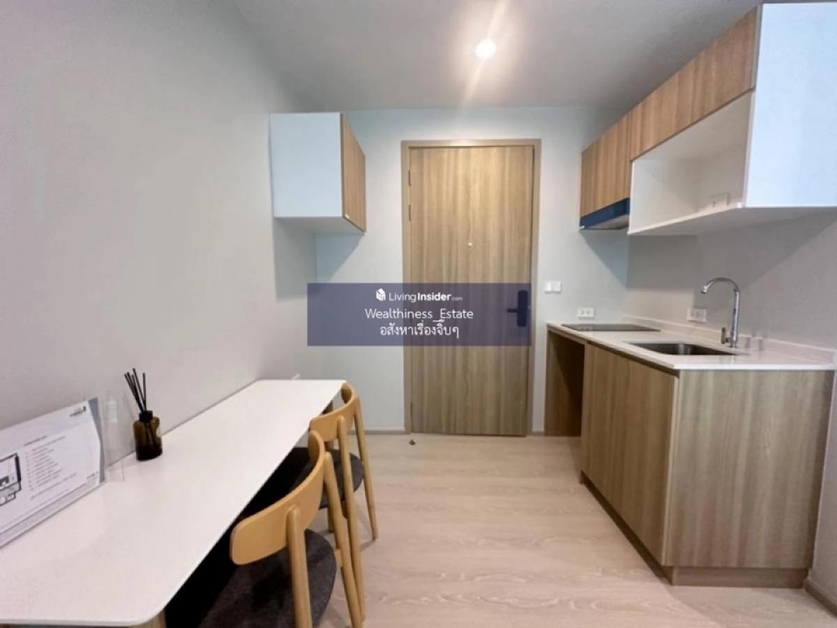 For SaleCondoVipawadee, Don Mueang, Lak Si : Condo for sale, nice and close to the airport, convenient to travel, 2 entrances and exits, 20 sq m, price 1,431,000 baht, interested, can see the actual room 0808144488