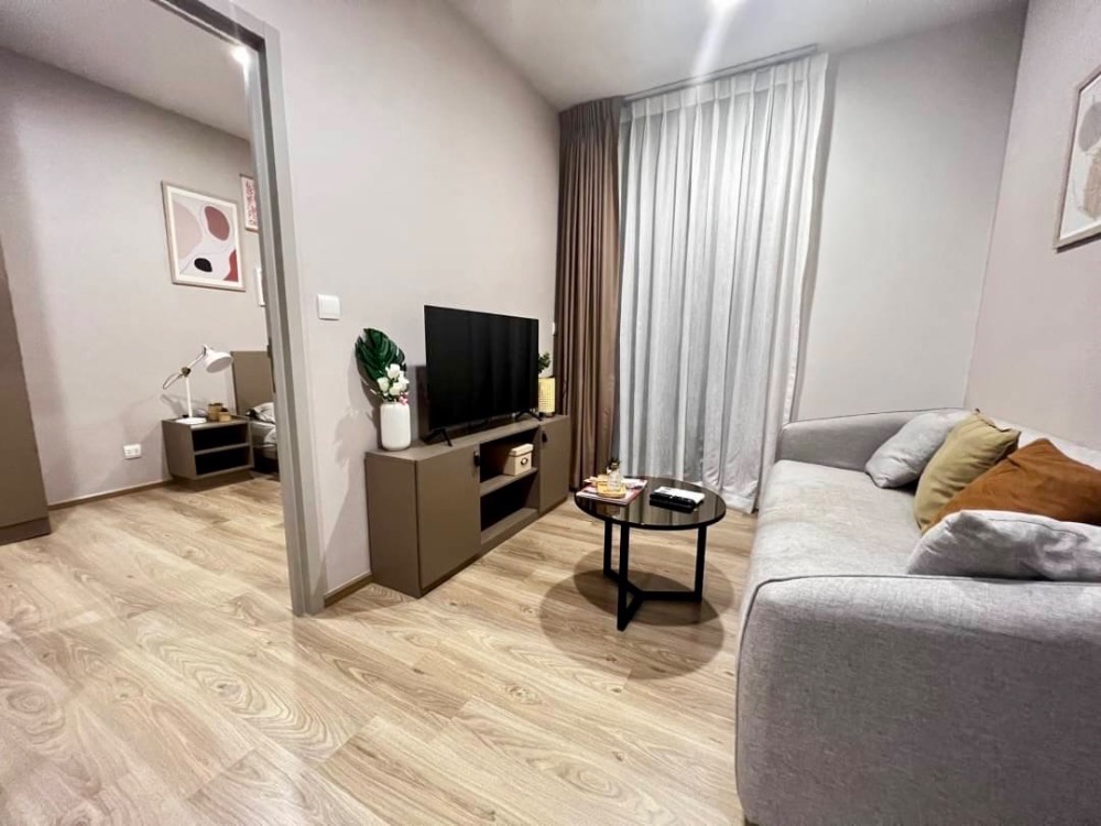 For RentCondoSukhumvit, Asoke, Thonglor : 🔥🔥 For rent: Condo Oka haus Sukhumvit 36, 1 new bedroom, price 20,000 baht, size 35 sq m, near BTS Ekkamai