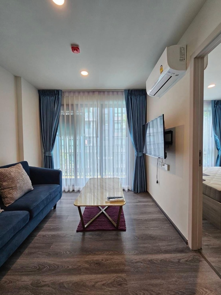 For SaleCondoOnnut, Udomsuk : Selling at a loss: The Origin Onnut with tenants, 3rd floor room, pool view, separate bedroom, separate kitchen, very beautiful and new room, complete with furniture and appliances, price 2,350,000 baht.