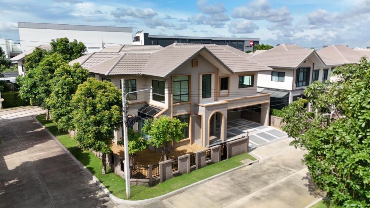 For SaleHousePathum Thani,Rangsit, Thammasat : 🔥Hot, 1.5 million discount, renovated house, corner house📍Laddarom Tiwanon☘️Nice to live in, beautiful and outstanding house design✨️