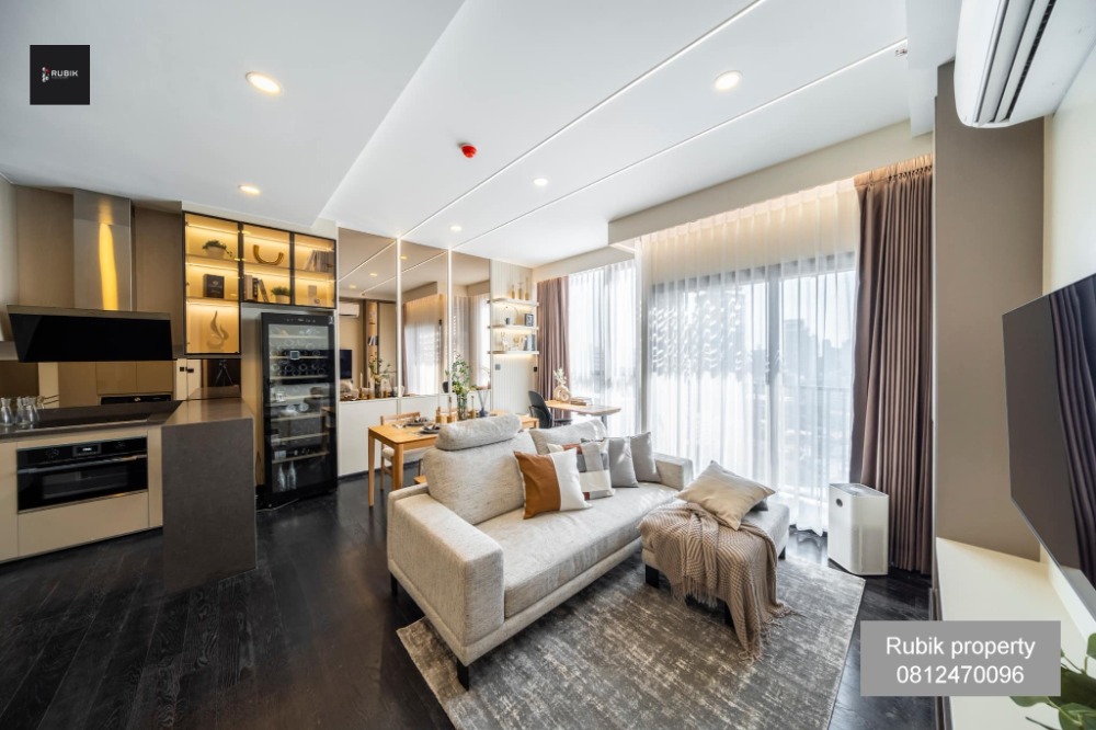 For SaleCondoSukhumvit, Asoke, Thonglor : For Sale: Stylish Corner Unit at Park Origin Thonglor