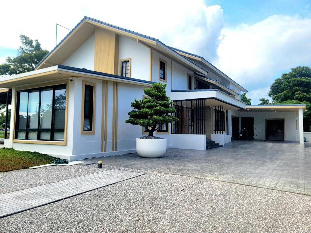 For SaleHouseBangna, Bearing, Lasalle : 📣Urgent sale🔥Single house in the warm Japanese-style Green Valley Golf Course🎎 Perfect in a prime location that many people dream of😍 Peaceful, shady, a paradise for golf lovers⛳️ 🏌‍♀️🏌‍♂️