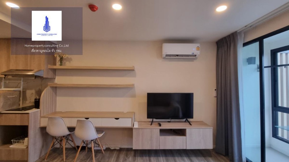 For RentCondoOnnut, Udomsuk : For rent at IKON Sukhumvit 77 Negotiable at @home999 (with @ too)