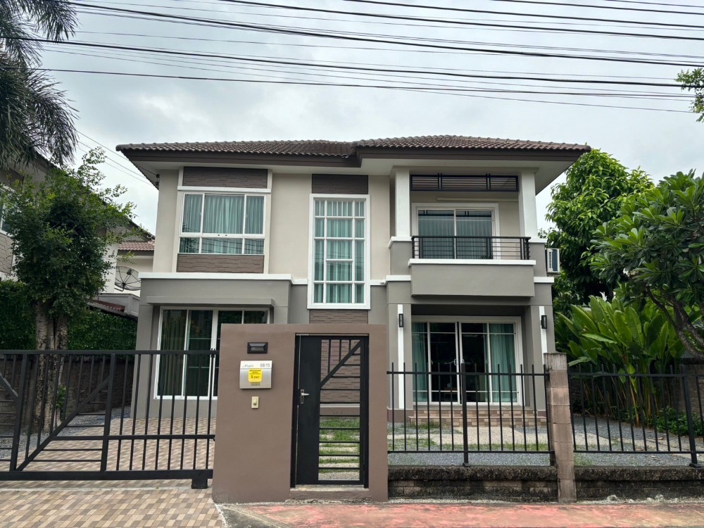 For RentHouseChaengwatana, Muangthong : Detached house For Rent, The Plant Chaengwattana, good location, near Muang Thong, next to 2 expressways, 3 bedrooms, 3 bathrooms, 2 parking spaces.