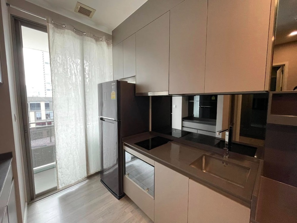 For RentCondoOnnut, Udomsuk : The Room Sukhumvit 69 Condominium Room for Rent (Best Deal)