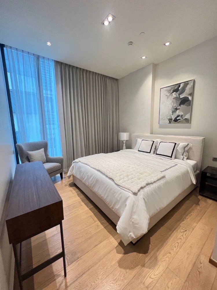 For RentCondoWitthayu, Chidlom, Langsuan, Ploenchit : ✨For rent✨Chidlom 28, luxury condo, 2 bed, 2 bath (Corner room) | Size 74 sq m. | Price 80,000 baht/month 🚝 BTS/MRT: Chidlom