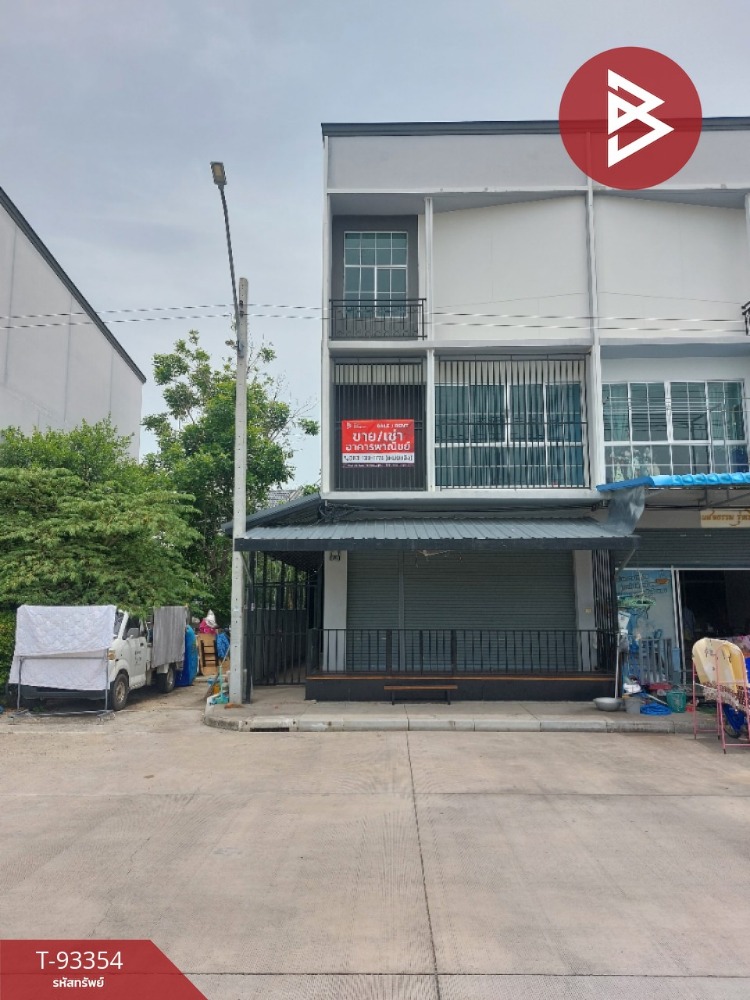 For SaleTownhouseSamut Prakan,Samrong : Townhouse for sale, Pruksa Village 143, Sukhumvit-Bang Pu, Samut Prakan