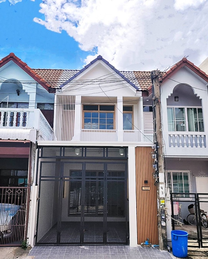 For SaleTownhouseKaset Nawamin,Ladplakao : Townhouse for sale, 2 floors, 16 square wah, Rani Village, Nawamin 135